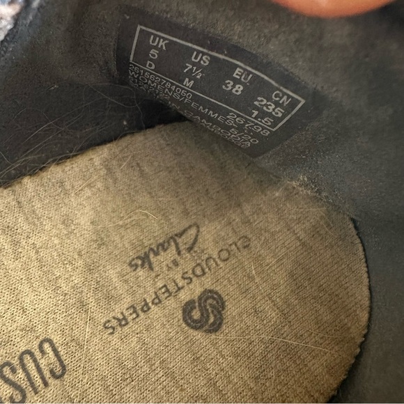 CLARKS Cloudstepper 7.5 M Fabric Carly Dream Flats Pink Gray Camo Slip On Loafer - Picture 10 of 10